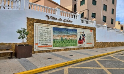 Villa de Gador Wall (Gador - Almeria)